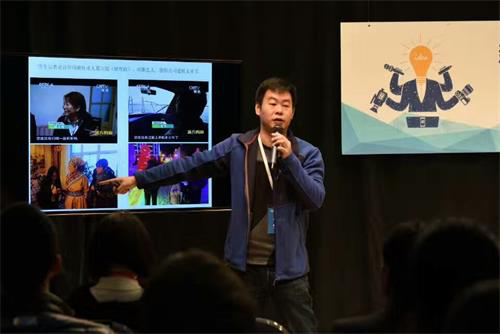 (上海大学影视学院新闻传播系副教授陶建杰 丁志威/摄)